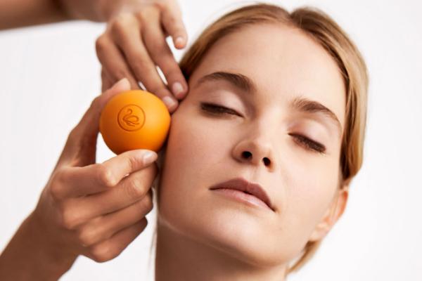 Facial Treatments Апарт-отель Magic Tropical Splash Бенидорм Facial Treatments Апарт-отель Magic Tropical Splash Бенидорм