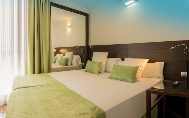 Апартаменты «caribbean platinum» premium Апарт-отель Magic Tropical Splash Бенидорм