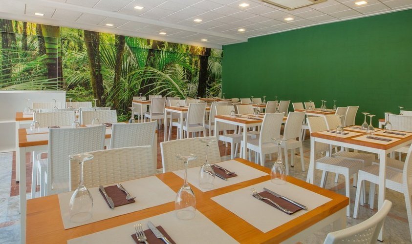 Ресторан 'тропический' Апарт-отель Magic Tropical Splash Бенидорм