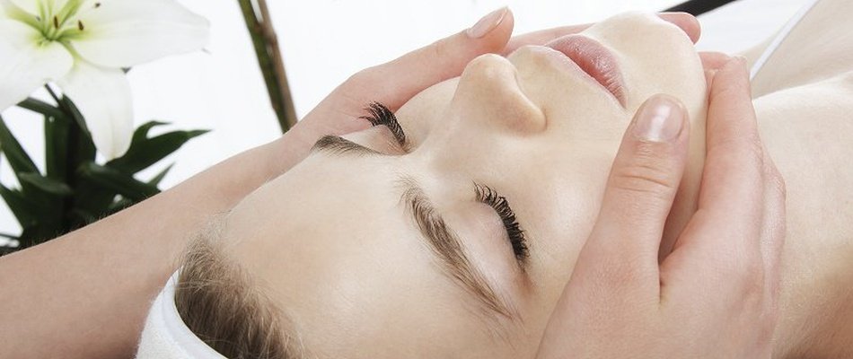 Facial Treatments Апарт-отель Magic Tropical Splash Бенидорме Facial Treatments Апарт-отель Magic Tropical Splash Бенидорме
